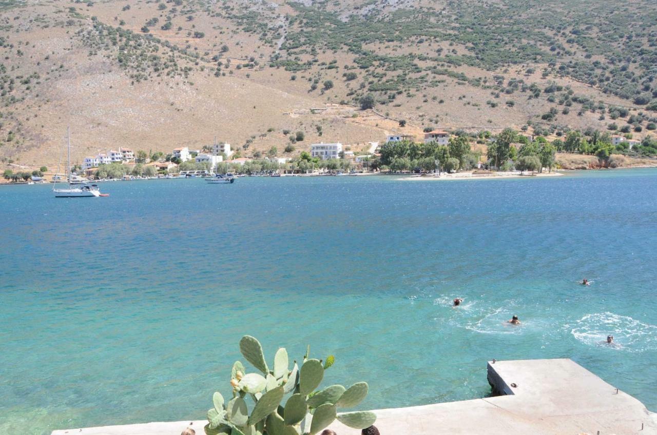 Sea Front - Porto - Evia Apartment Boufalo